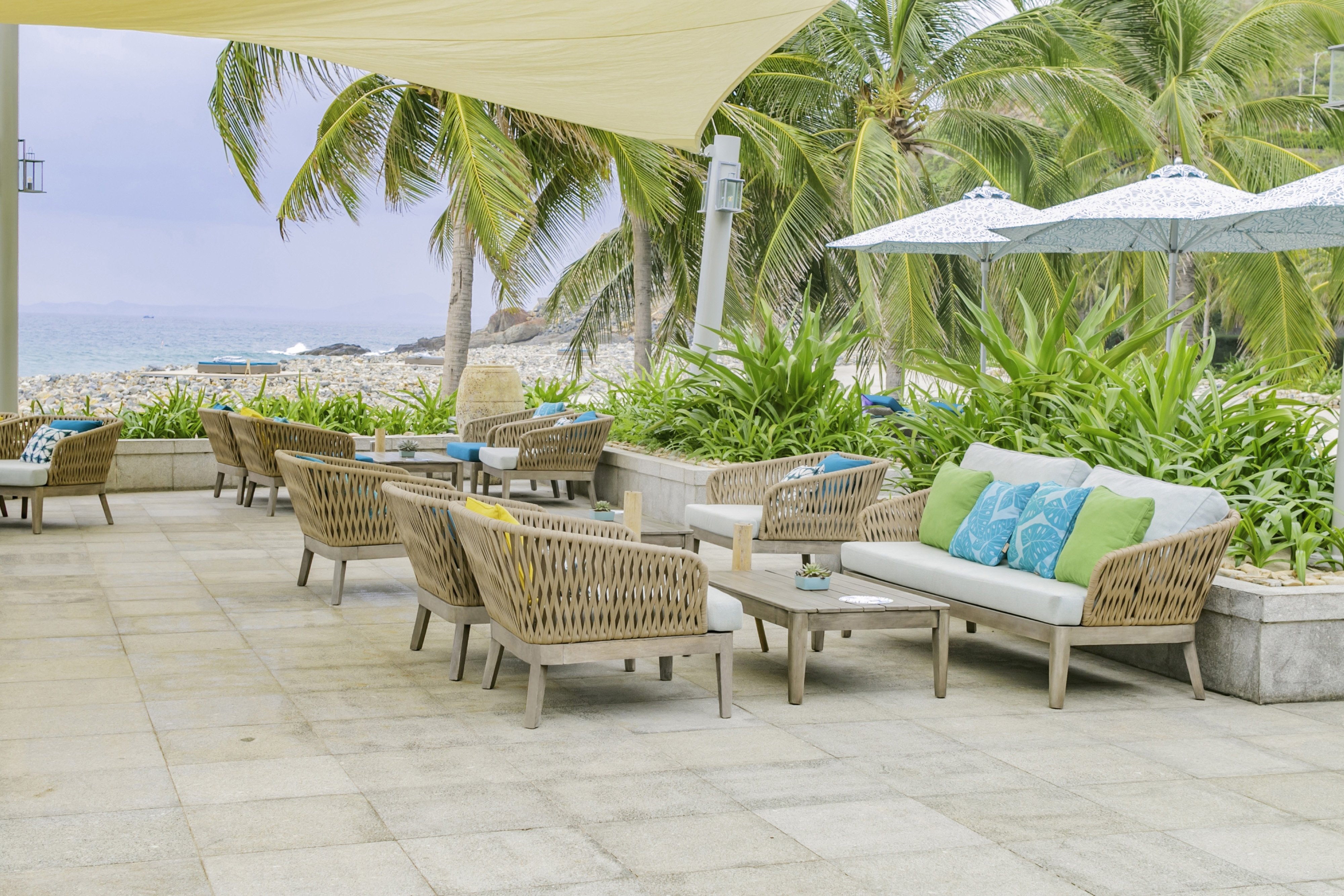 R207PE Bahama lounge, комплект с журнальным столиком